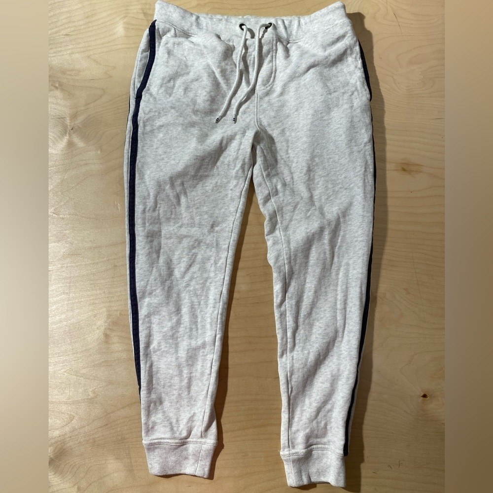 AERO Gray Jogger Pants with Black Stripe Medium (HO)